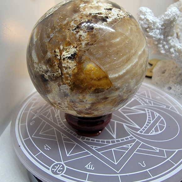 CHOCOLATE CALCITE SPEAR - Picture 4 of 6